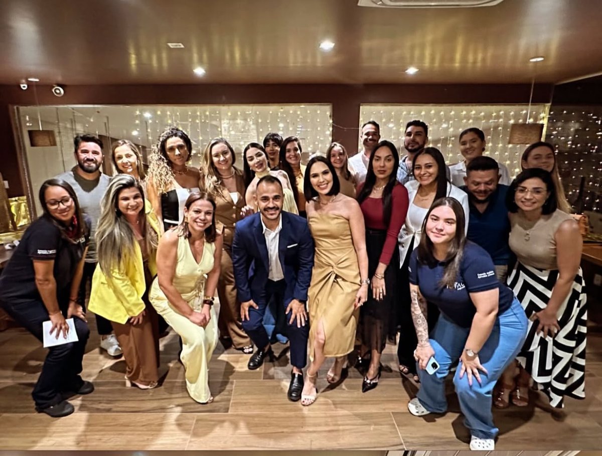 Jantar de confraternização com participantes da Imersão Método Vender